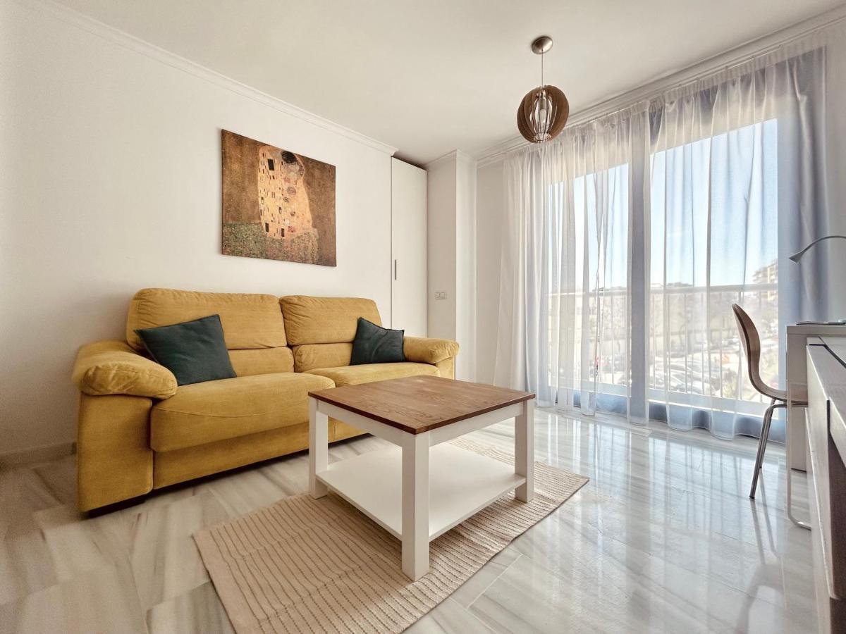 Sarah Apartment ฟูเอนฮิโรลา ภายนอก รูปภาพ