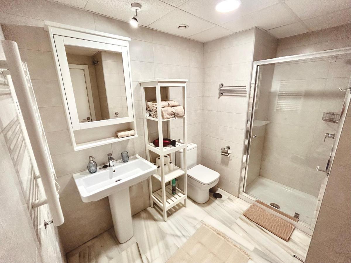 Sarah Apartment ฟูเอนฮิโรลา ภายนอก รูปภาพ