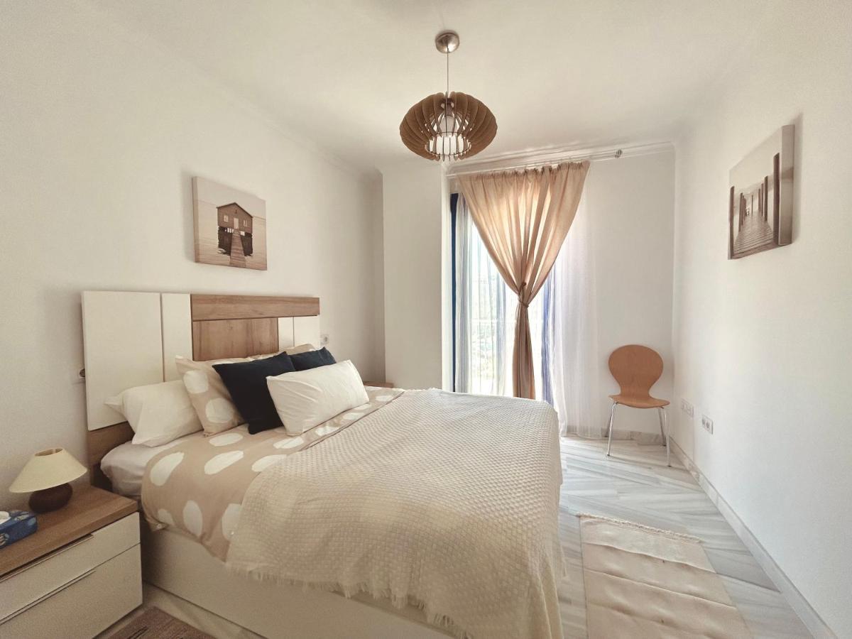 Sarah Apartment ฟูเอนฮิโรลา ภายนอก รูปภาพ